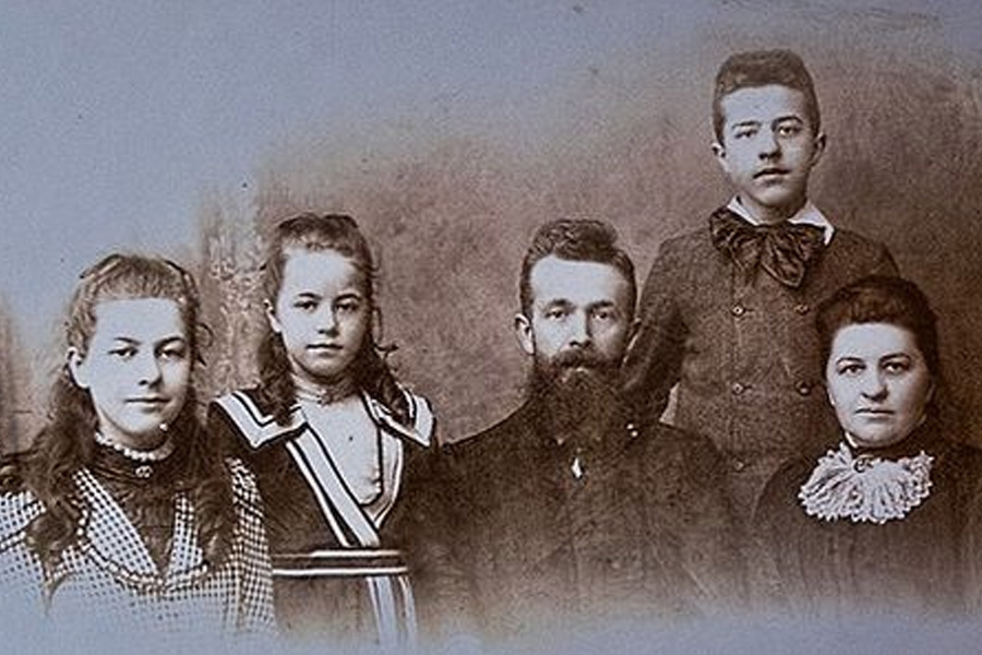 Scholar, Shepherd, and Rescuer: Willem Ten Boom in His Family’s Story 2 willem ten boom
